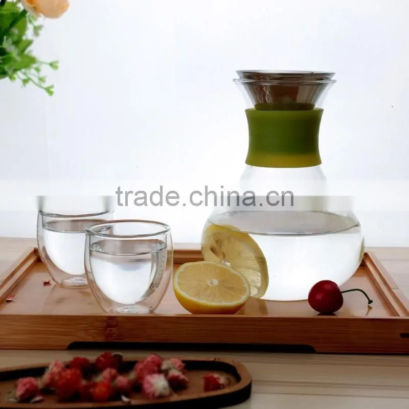 Glass Water Carafe with Stainless Steel Lid, Glass Iced Tea Pitcher with glass set