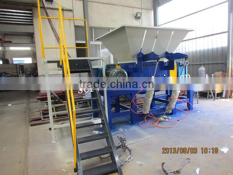 Twin shaft shredder
