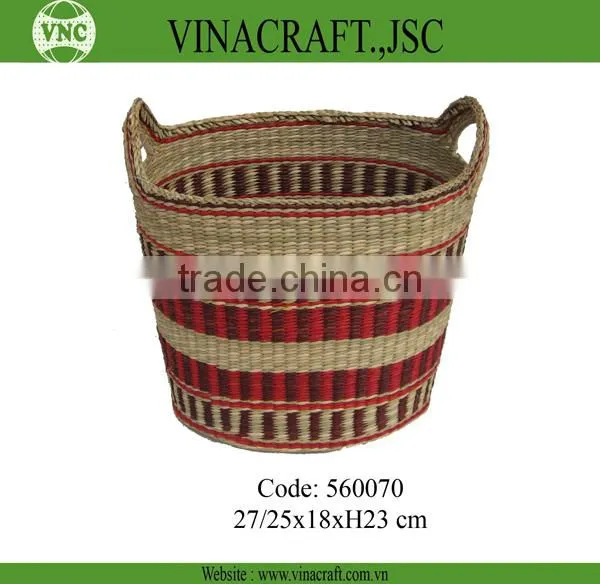 Seagrass laundry basket with lid