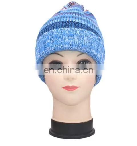 2017 Custom knitted pom pom hat in winter