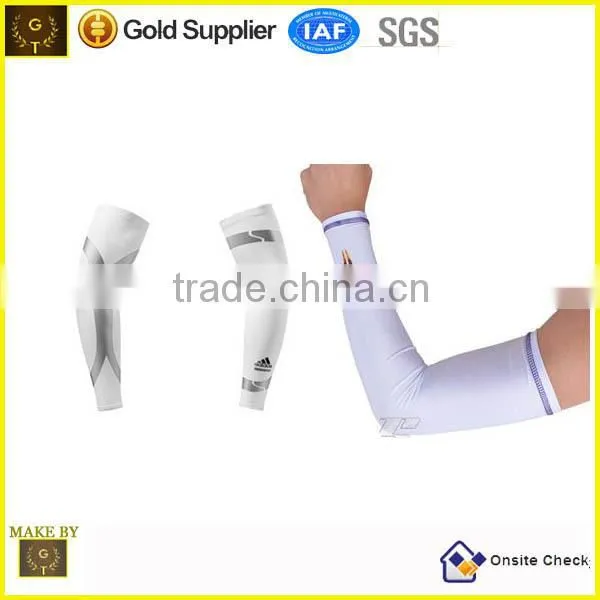 compression arm sleeve for man