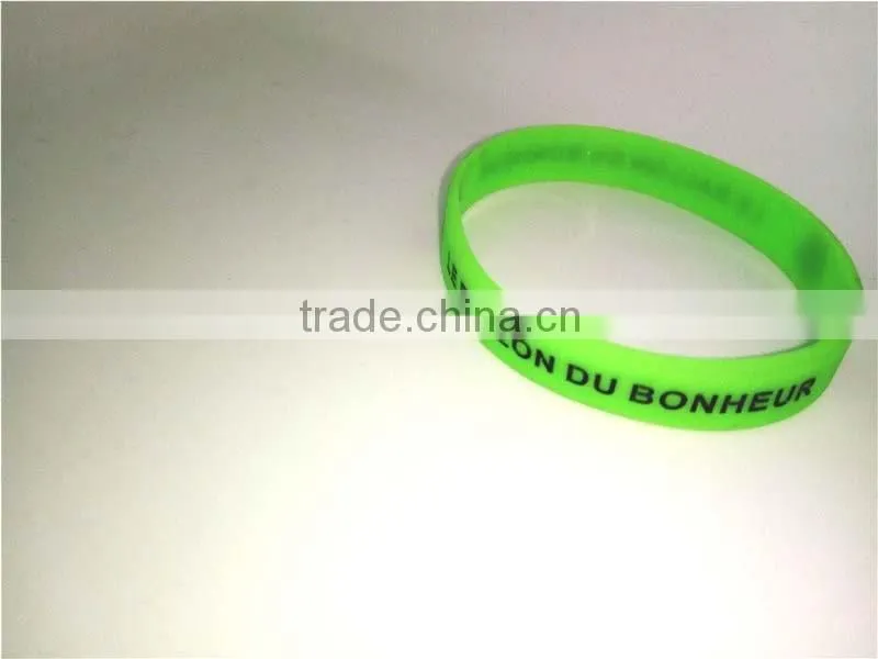 Popular Design Durable Letter Wristbands Silicone Thin Bracelet Manufacturer