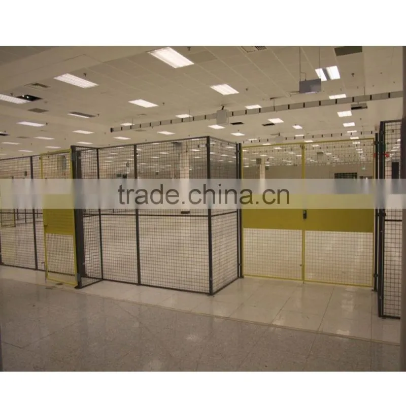 galvanized wire mesh storage fence