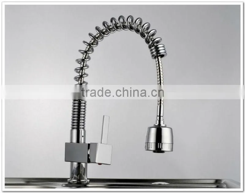 Round Spring Pull Out Kitchen Faucets Mixer QH0781