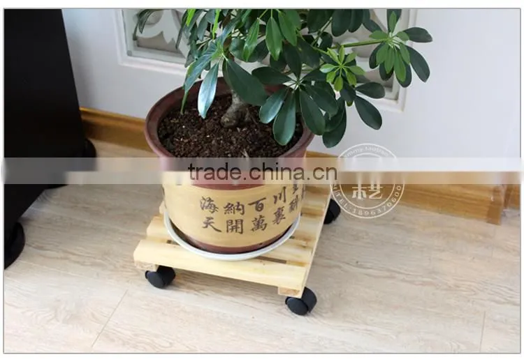 Beautiful pine wood flower pot tray with wheels