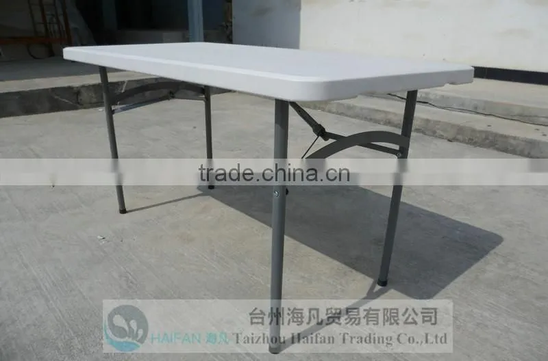 easy installation 4FT plastic folding side table/hot sell outdoor table