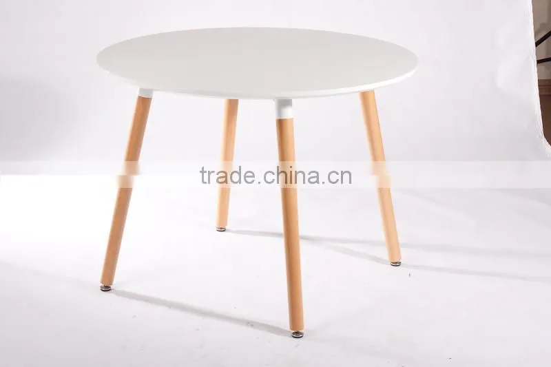 leisure round table