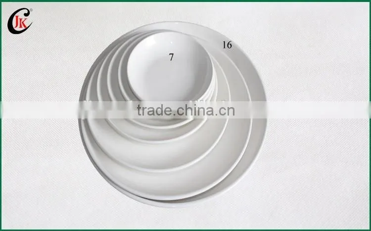 Wholesale customized round porcelain salad plate set, hot sale china white deep ceramic dinner plates for restaurant