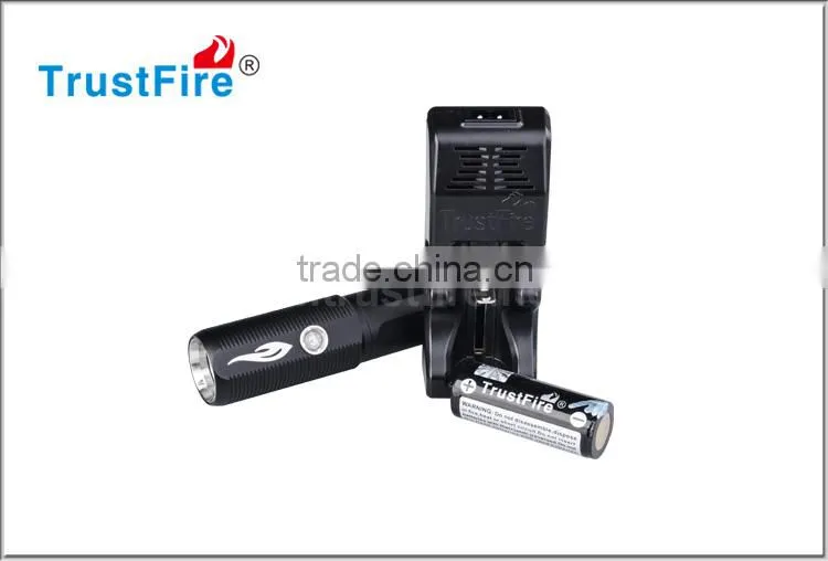 2014 newest mode 7w 300lm mini cree led flashlight A10 rechargerable light