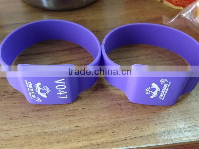 bespoke silicone RFID silicone wristbands for promotion