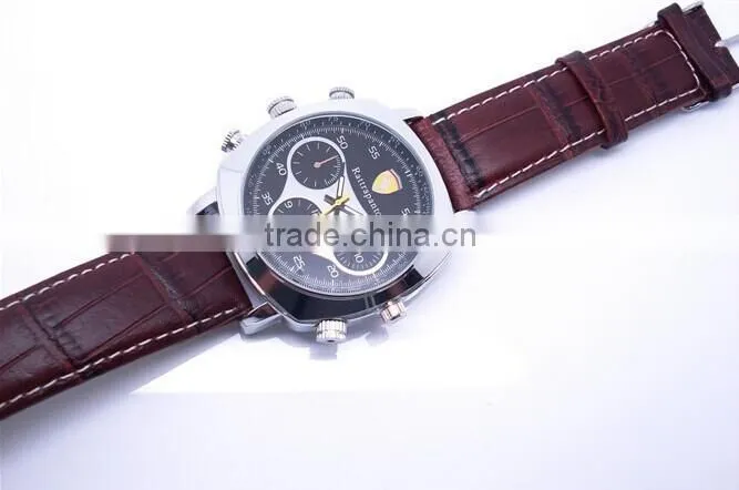 Built-in 4GB/8GB/16GB/32GB 720*480 Fashionable watch camera