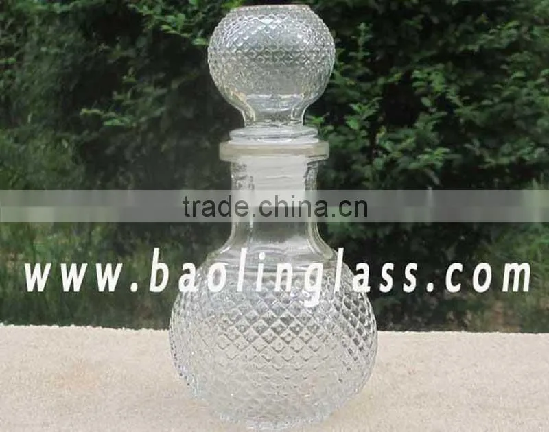 Fancy 700ml vodka glass wine bottle with cork