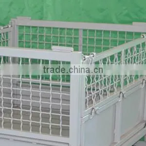 Foldable and stackable pallet box