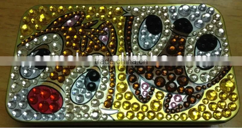 Pretty Sliding Mint Tin with Crystal pattern