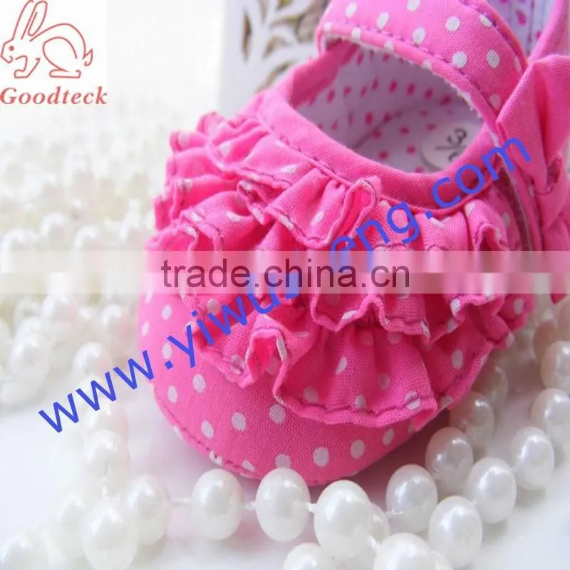 Mei red dot ruffled princess shoes three layers