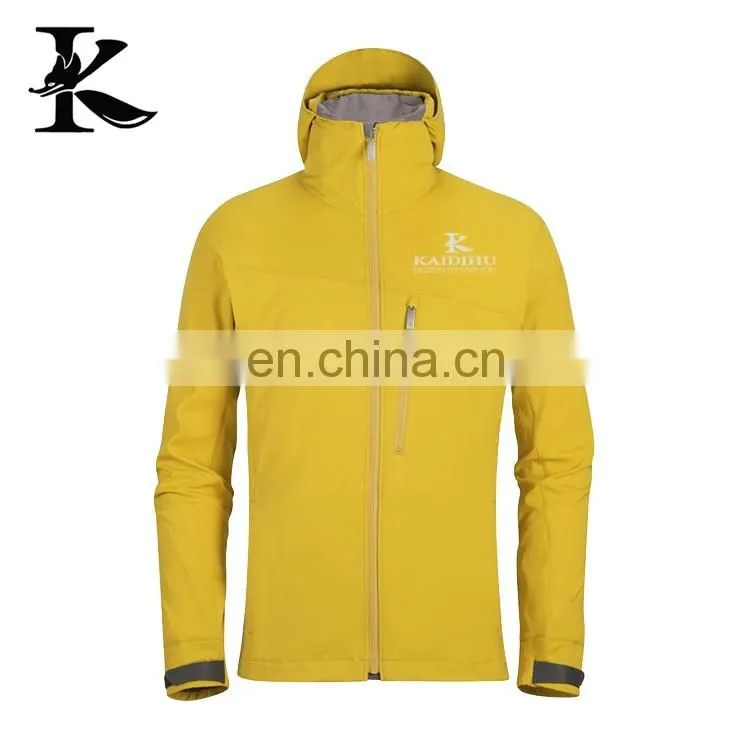 OEM custom high quality mens softshell jacket