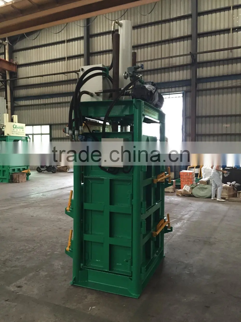 High Quality Product Hydraulic Vertical Baler for metal plastic and used cloth