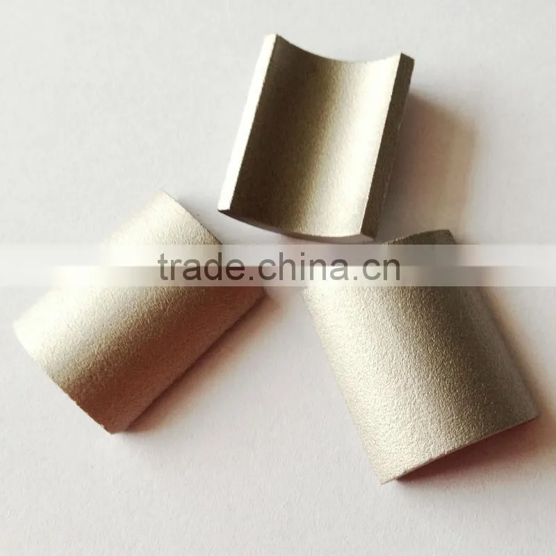 Permanent SmCo arc magnet foe motor