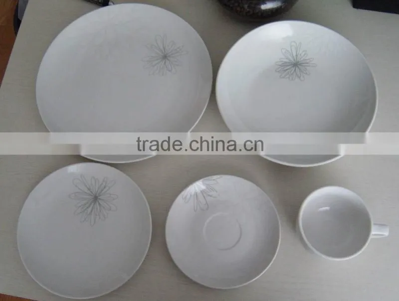 Porcelain dining plate sets