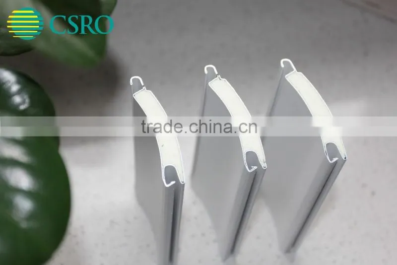 Aluminum insulated roller shutter door