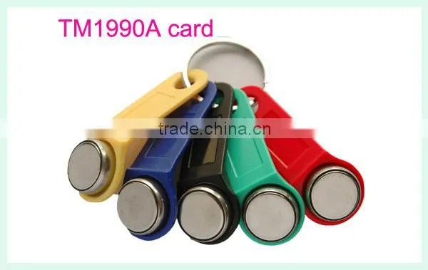 Solid metal read/write panel-mount probe with magnetic