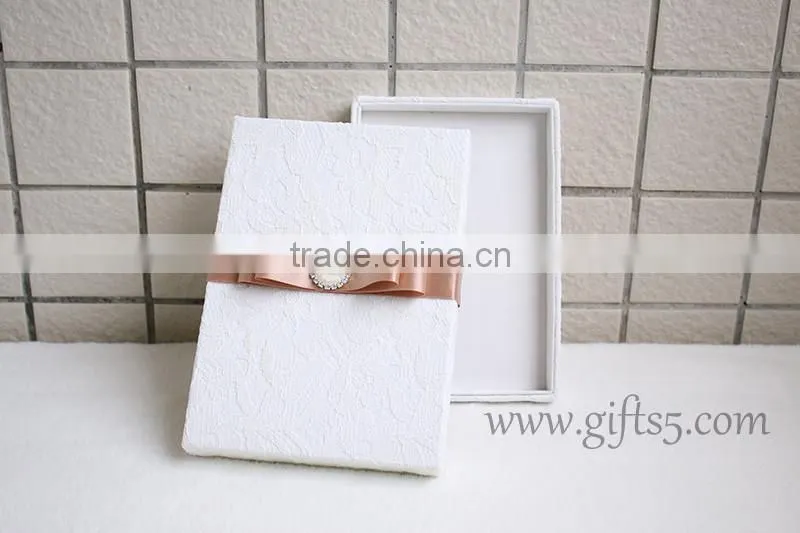 Customized white silk Wedding Invitation Boxes Wholesale