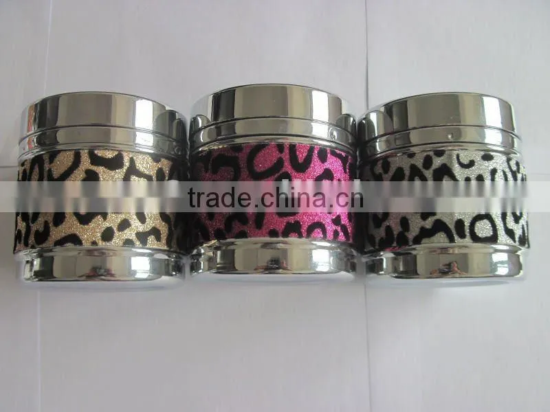 2012 new style metal ashtray