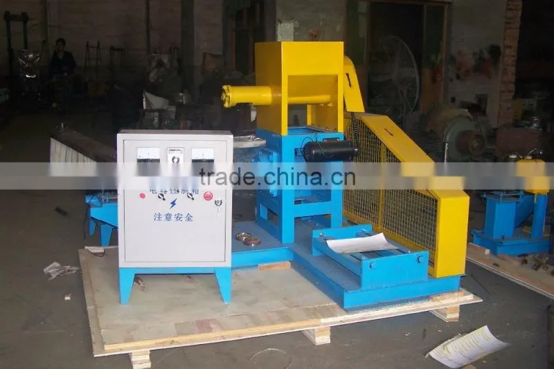 Long time floating fish food machine