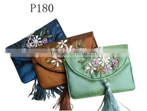 Chinese Style Custom Silk Embroidery Jewelry Pouch for Ring Earring Pendant B191