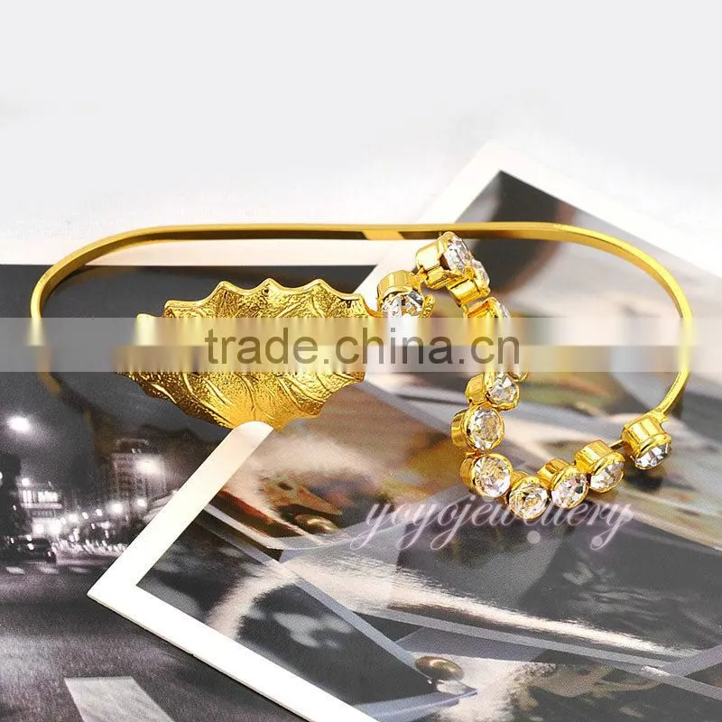 Fashion jewelry gold model christmas custom keith richards handcuff bracelet