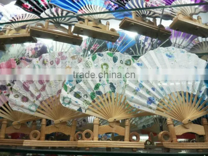 folding pocket fan
