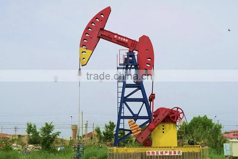 Double-horse pumping unit used in oil land