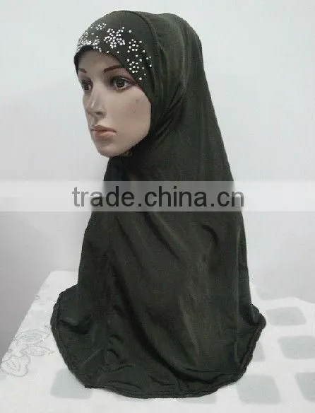 H110 latest muslim hijab with flower rhinestone design on back