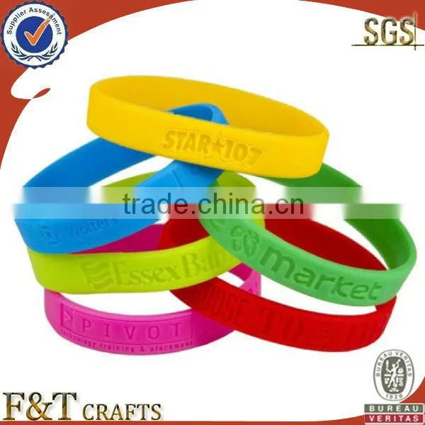 colorful round cheap custom silicon rubber band bracelet with printing logo