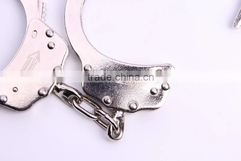 Police sexy toys American metal handcuffs, European style chain silver handcuffs