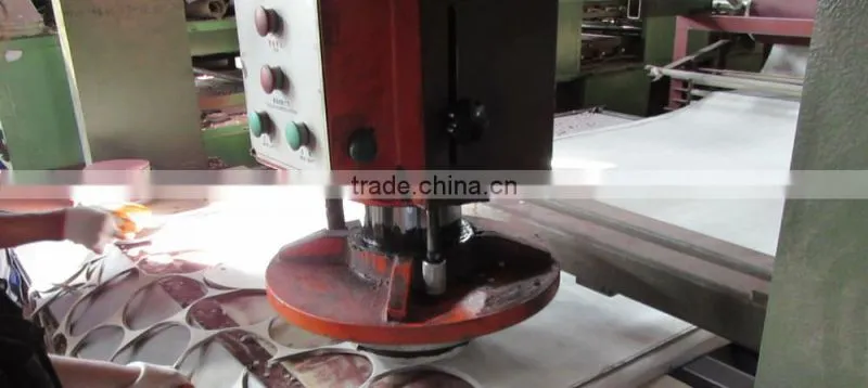 Red round aluminum oxide hook and loop disc sandpaper disc made in china