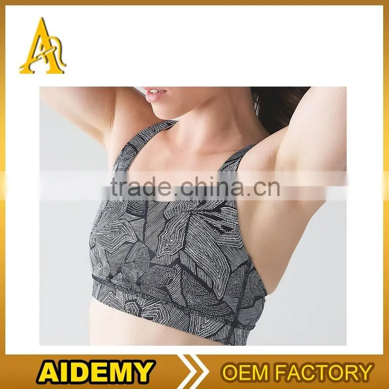 New arrival cropped design Queen Yoga top selling items high quality cheap capri Wear