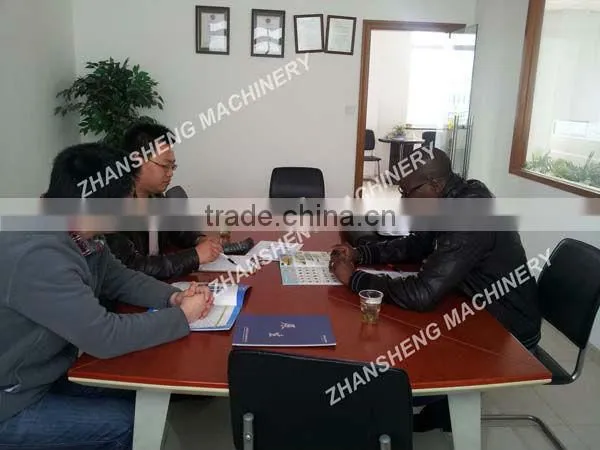 Easy Operation Cement Brick Forming Machine