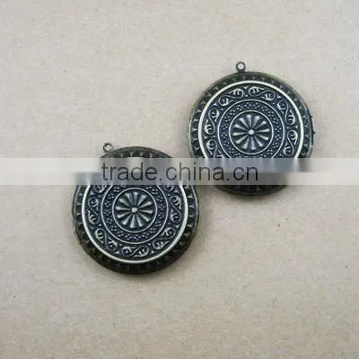 44MM round photo locket,vintage antique brass bronze lockets,DIY setting locket,engraved locket 1111031