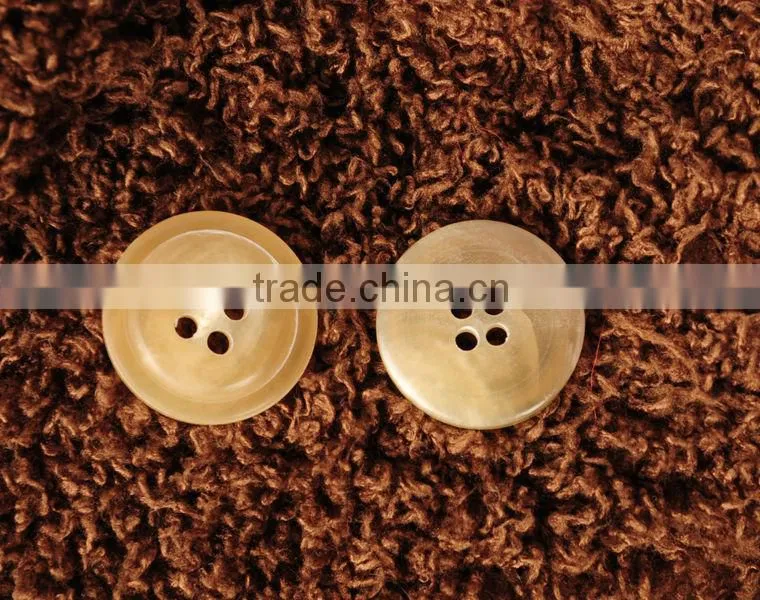 Natural Yellow Horn Buttons