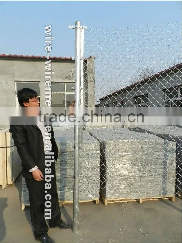 Single Extension Arm Chain Link Fence