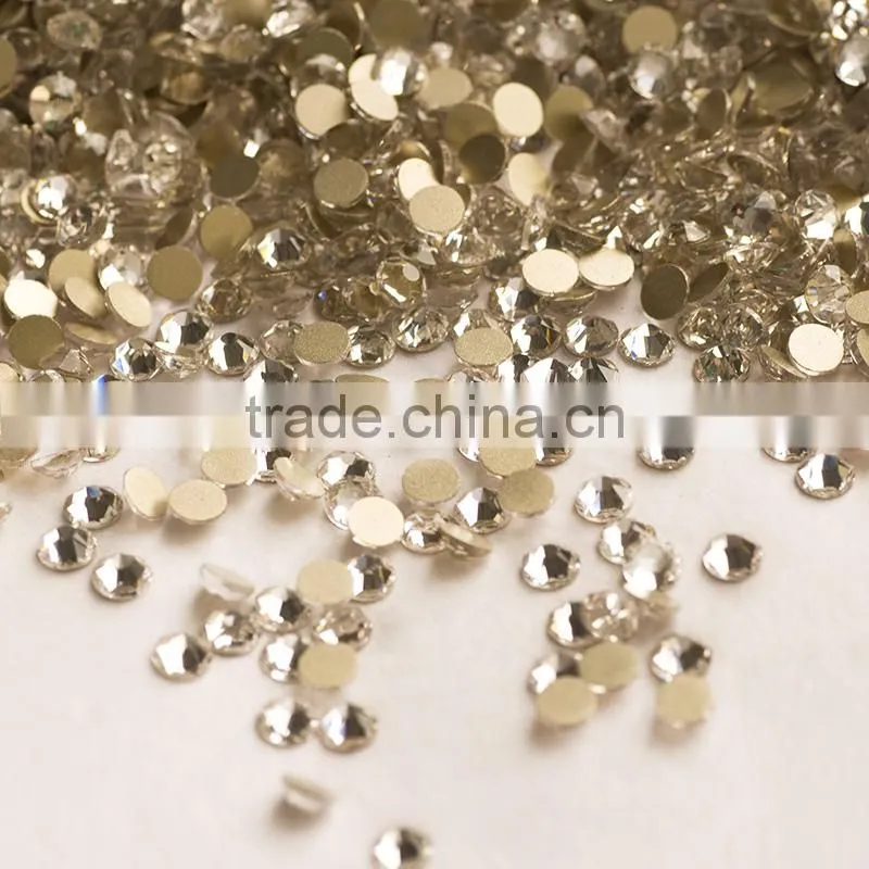 Good looking flat back rhinestones in bulk 16 cut facets non hotfix crystal stones for nail art