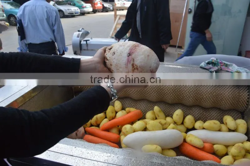 Saving Energy 300-500KG/H Taro Cassava Peeling Machine