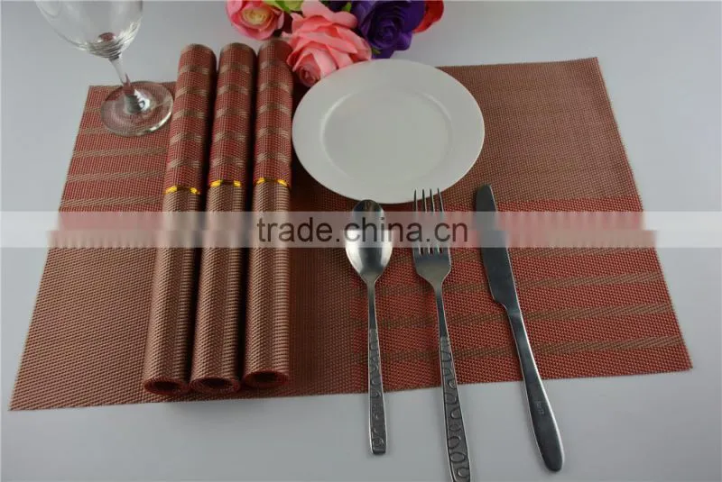 Red classics Non-slip Insulation Moor Crossweave Woven PVC Non-slip Insulation Placemat Washable Table dish Mats
