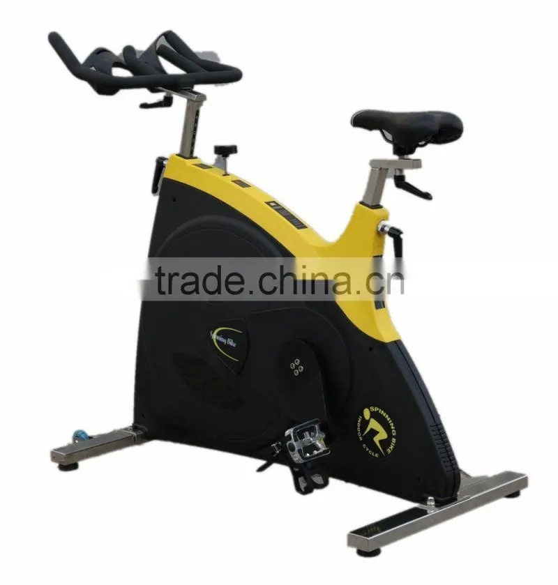 New Design Fitness Equipment / Gym Machine / Spinning Bike TZ-7010