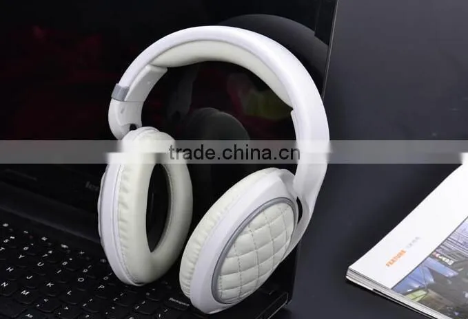 EP11 noise reduction OEM headphone factory