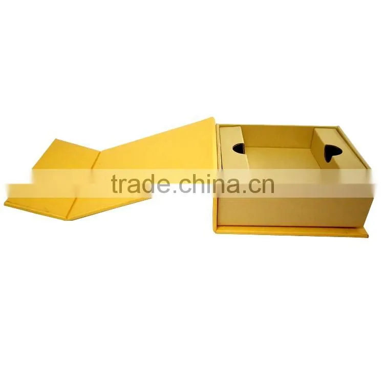 Alibaba Custom Packaging Magnetic Closure Cardboard Paper Gift Box Wholesale