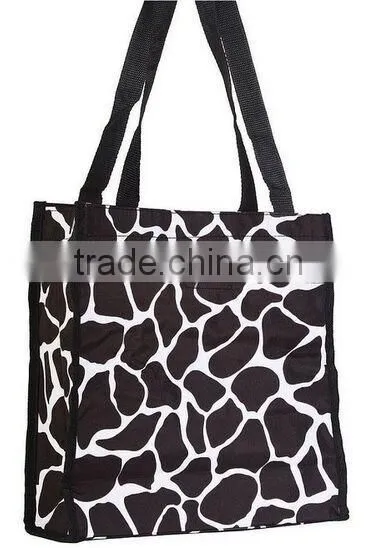 fashionable and light-weigh foldable tote bag with zipper