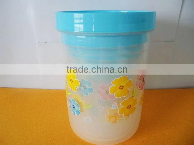 Manufacturers selling Five sets of plastic storage box