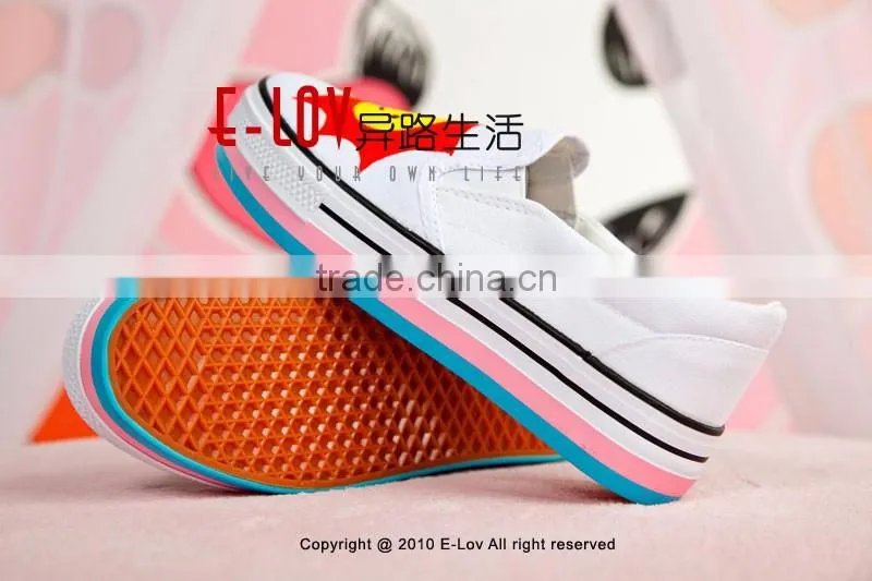 NO.WG007 2016 Hot sales high quality china service shoes for women